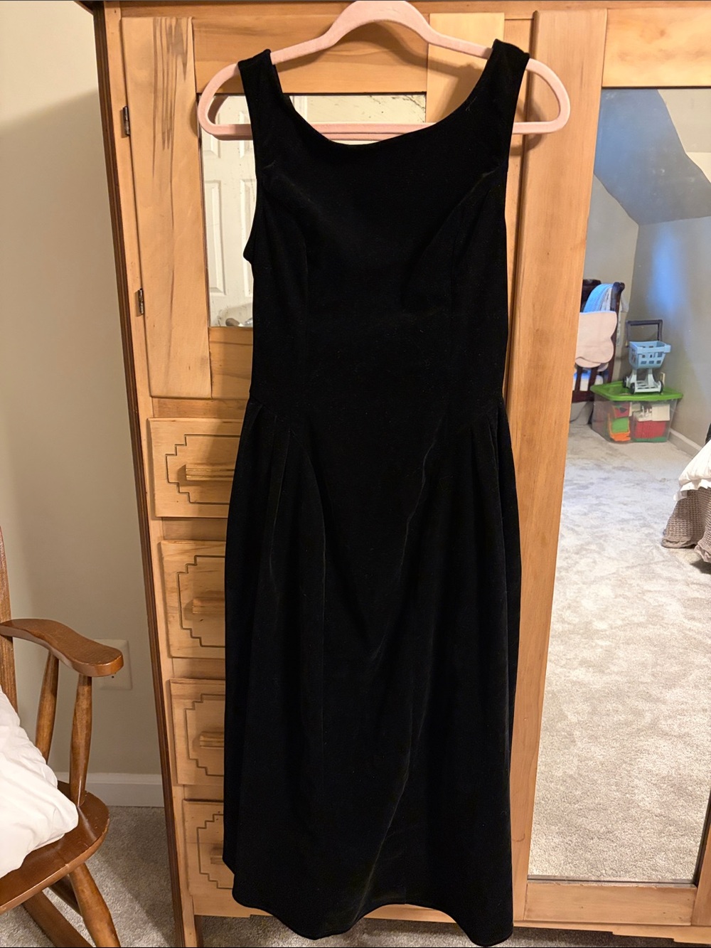 Cider Black Velvet Midi Dress